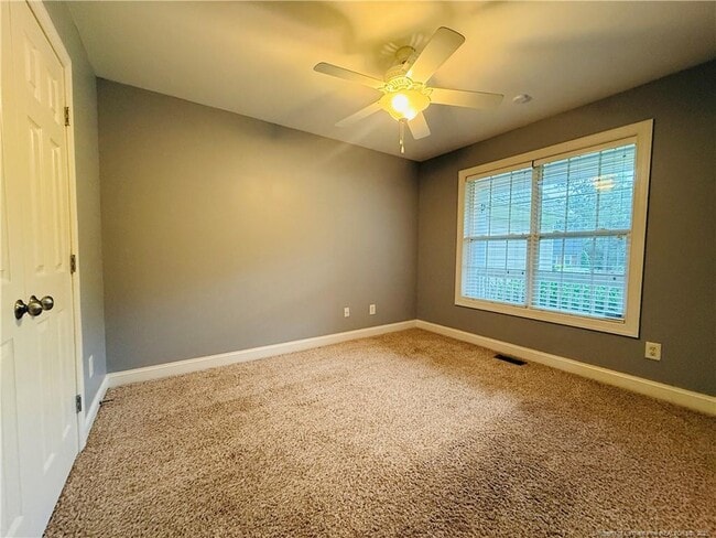 Building Photo - 611 Orchard Falls Dr