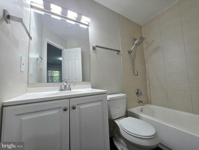 Building Photo - 10414 Parthenon Ct