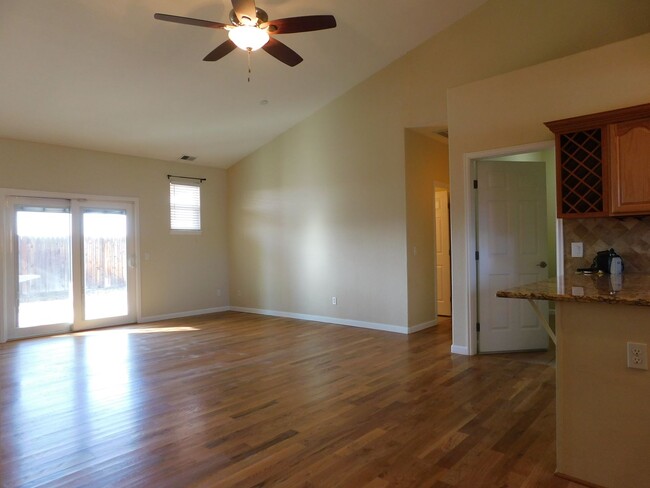 Building Photo - Beautiful Home in Fruita