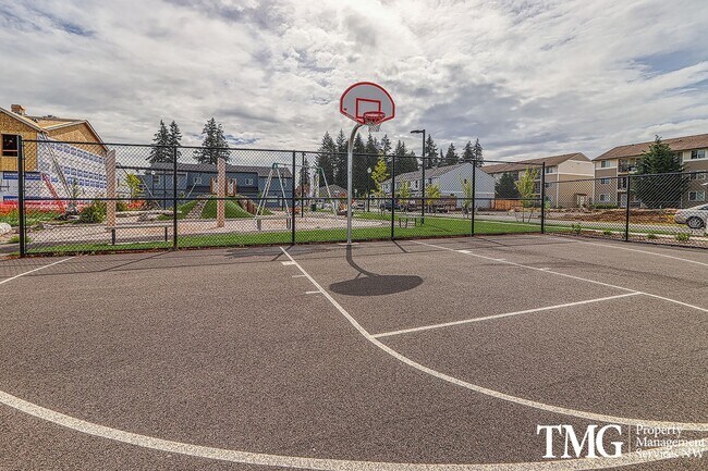 Building Photo - Wonderful 3 Bed 2.5 Bath Townhome in Orcha...