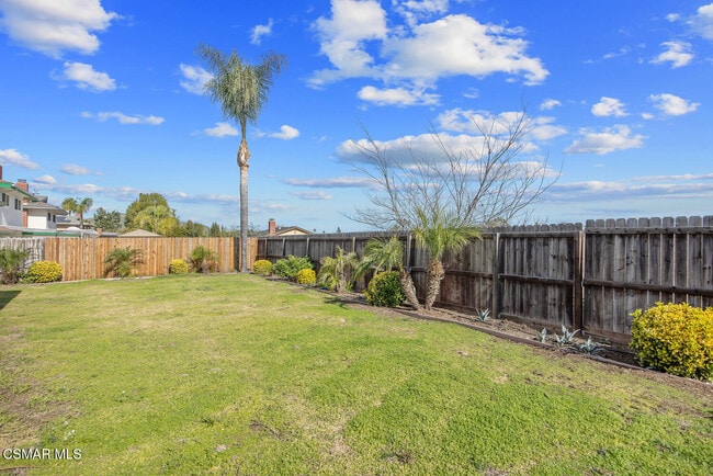 Building Photo - 166 Knollwood Dr