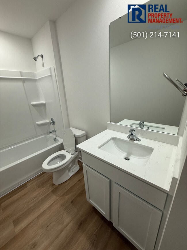Building Photo - 110 E Fredonia Ct