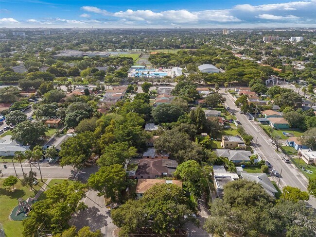 Building Photo - 4802 NW 11th Ave