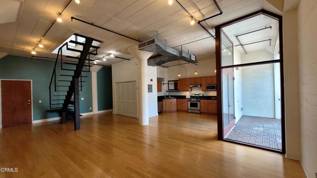 Building Photo - 812 Fremont Ave