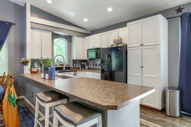 Building Photo - 3912 Hunterwood Ln