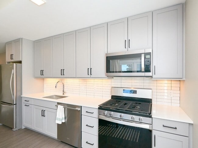 Building Photo - 14 Walley St