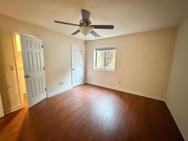 Building Photo - 137 Green Turtle Ln