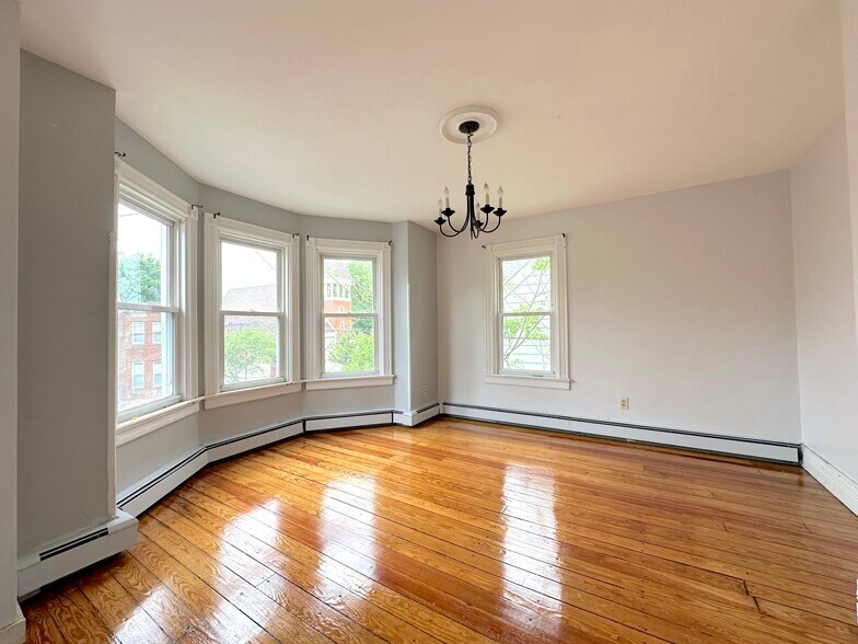 Building Photo - 41 Liberty Street Wh