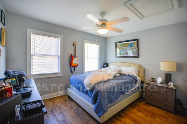 Building Photo - 16 Cannon St