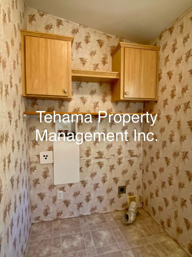 Building Photo - Manufactured home in Red Bluff, CA