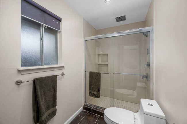 Building Photo - 3106 Salem Ct