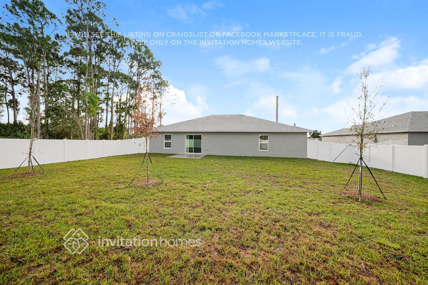 Building Photo - 807 SW California Blvd