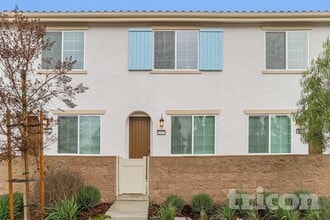 Building Photo - 10474 Barrena Lp