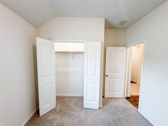 Building Photo - 365 Paloma St