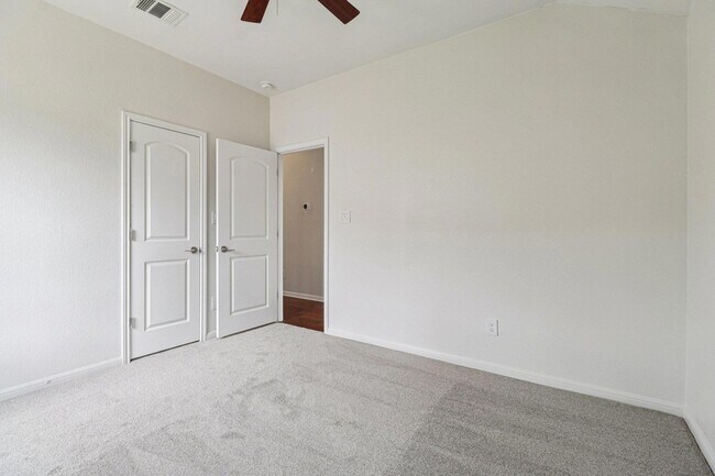 Building Photo - 12604 Tierra Grande Trail