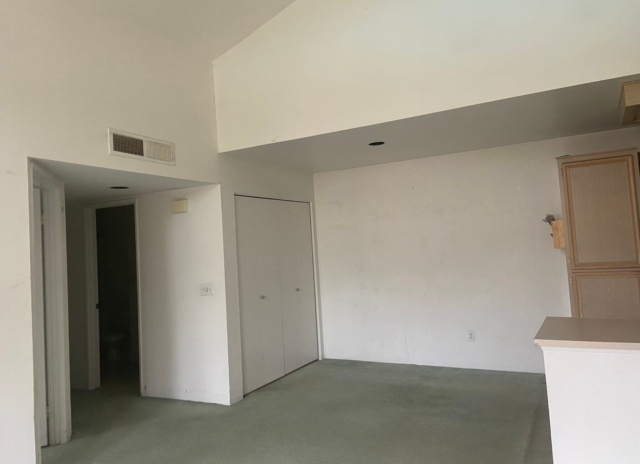 Building Photo - 17161 Alva Rd