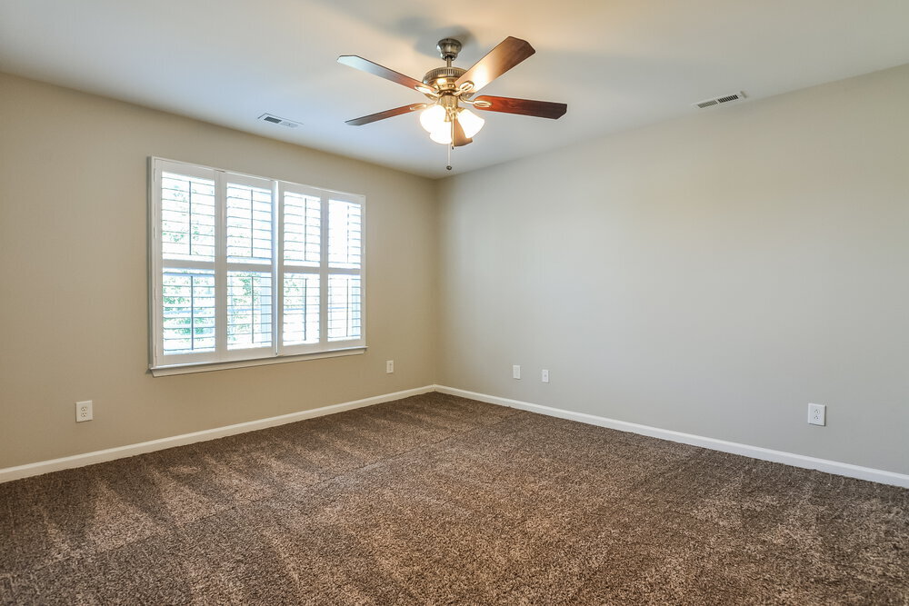 Building Photo - 259 N Fuquay Springs Ave