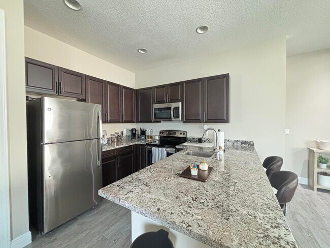 Building Photo - 5053 Grandiflora Rd