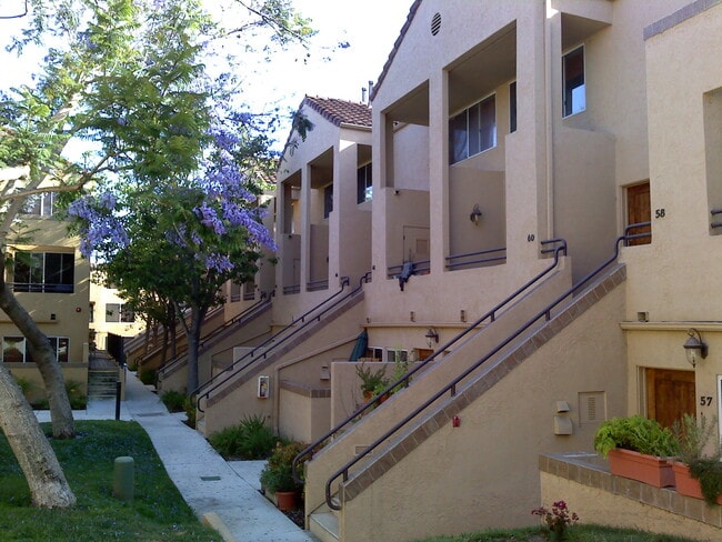 Building Photo - 3927 Nobel Dr