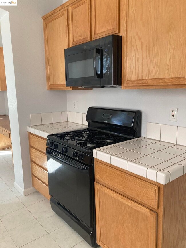 Building Photo - 10448 Almanor Cir