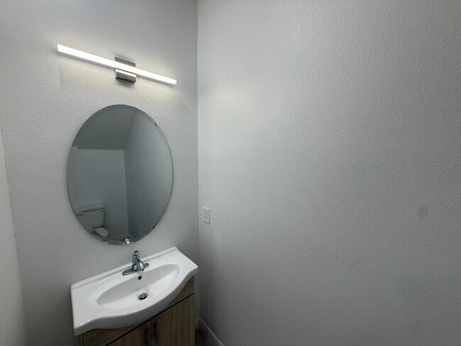 Building Photo - 2130 Penny Ln