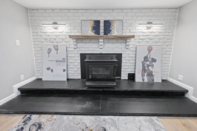 Building Photo - Charming 4BR House in Temple Hills