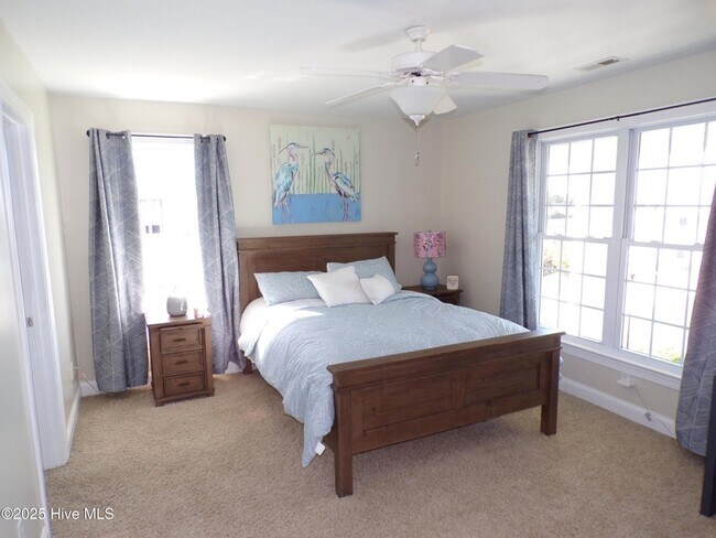 Building Photo - 42 Harbor Village Terrace