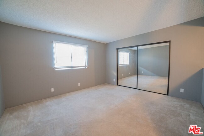 Building Photo - 3970 Moore St