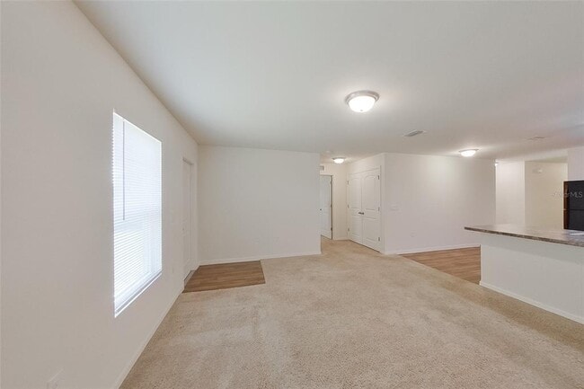 Building Photo - 1618 NE 36th St