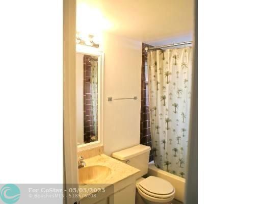 Building Photo - 11000 Royal Palm Blvd