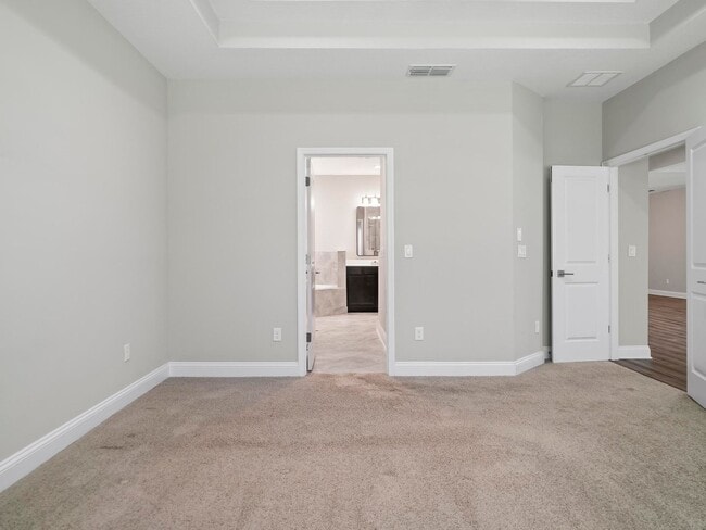 Building Photo - 4 bedroom, 3 bath home in Grand Landings G...