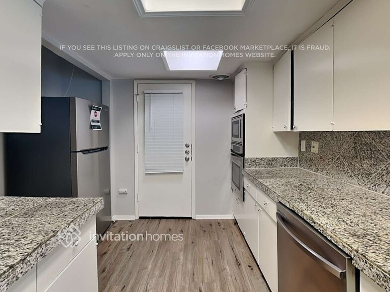 Building Photo - 721 Westover Dr