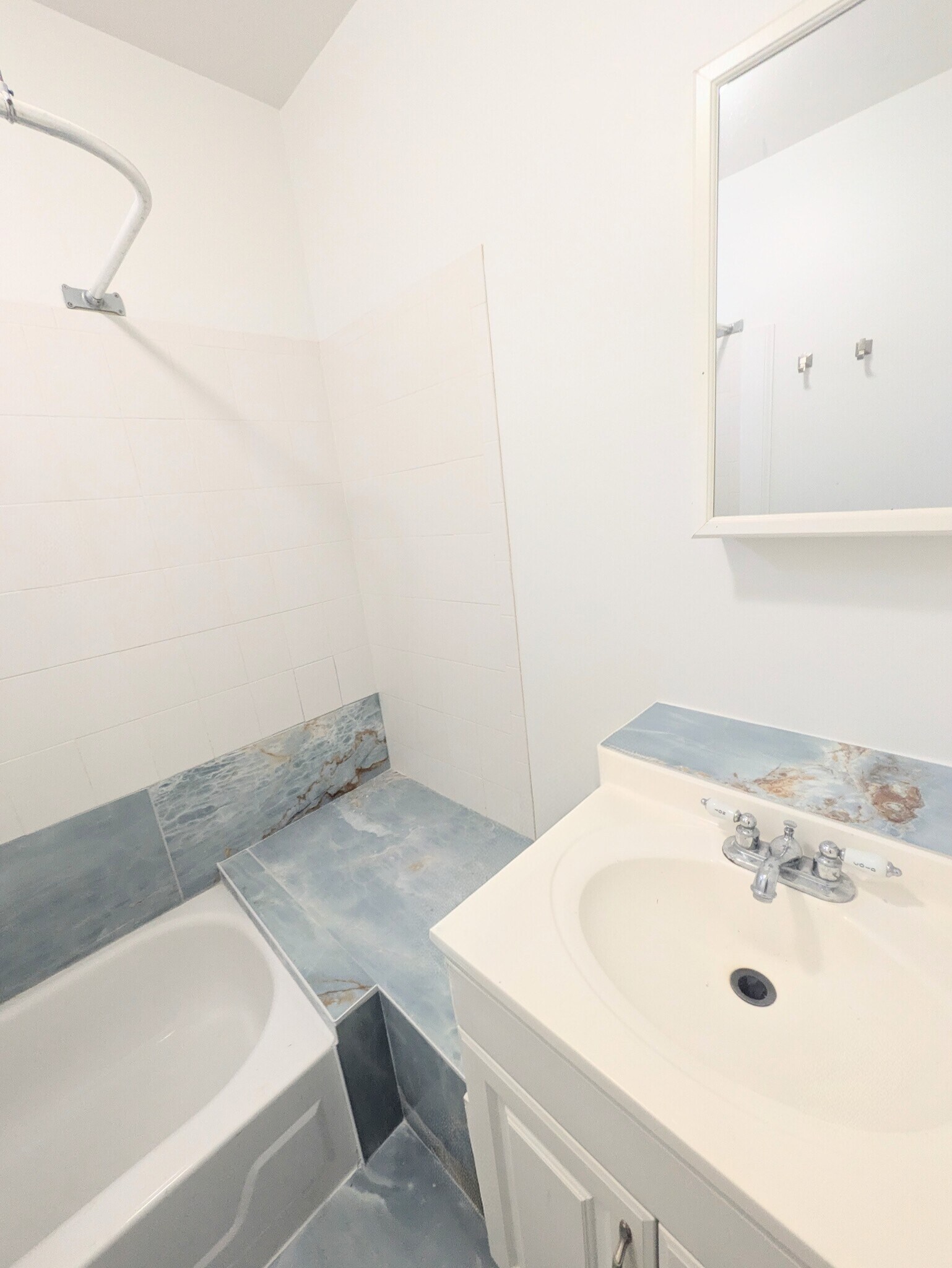 Building Photo - 1614 N Gratz St