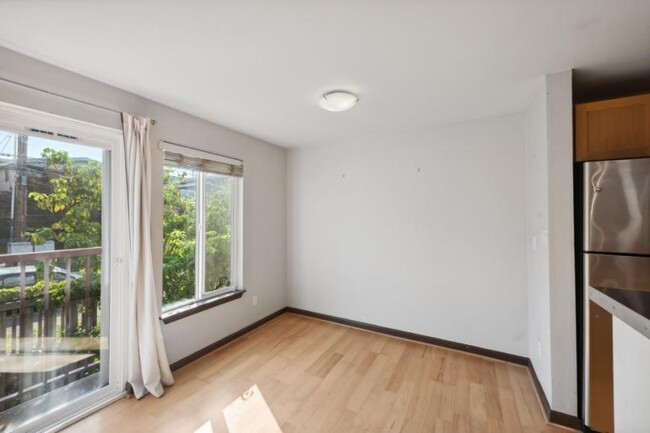 Building Photo - 1 bedroom in Seattle WA 98103