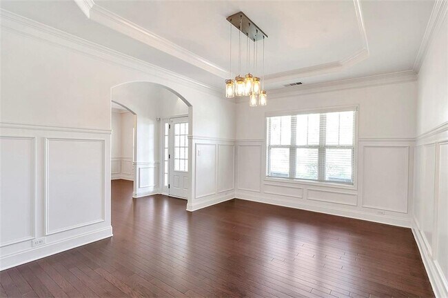 Building Photo - 2635 Azalea Bluff Dr