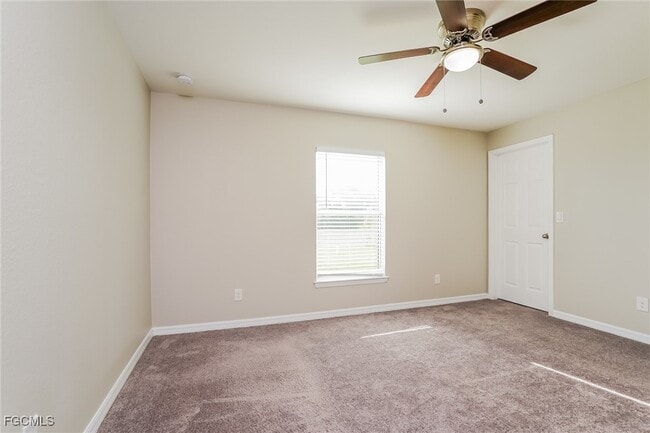 Building Photo - 2141 NW 18th Pl