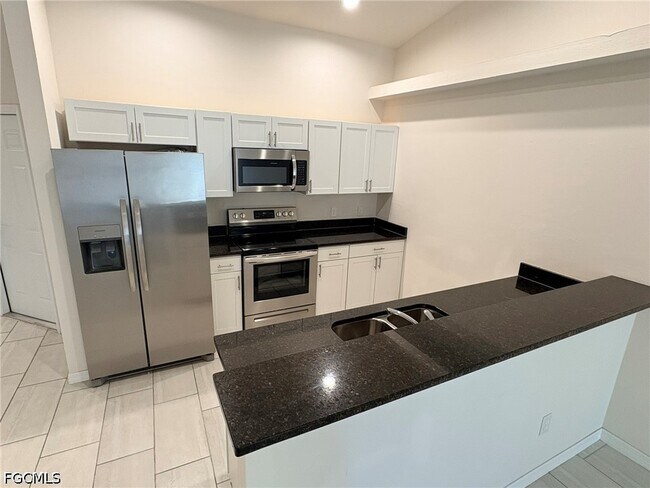 Building Photo - 828 Gleason Pkwy