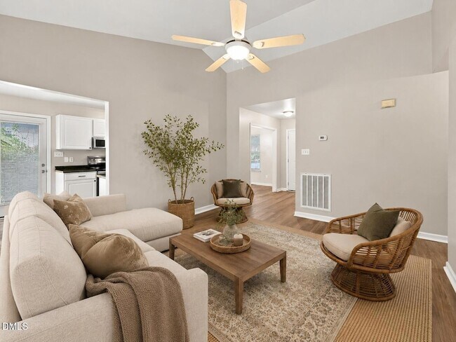 Building Photo - 108 Bristol Ct