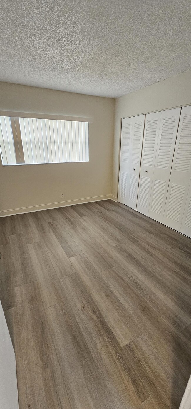 Building Photo - 4537 Treehouse Ln