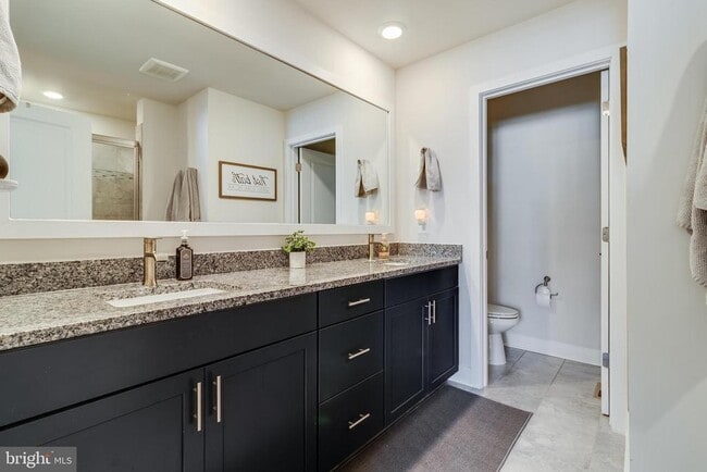 Building Photo - 5921 Kate Chopin Pl