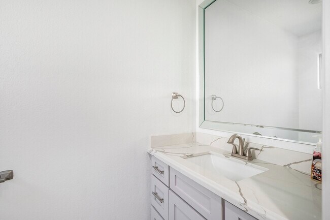 Building Photo - 7711 Antoine Dr