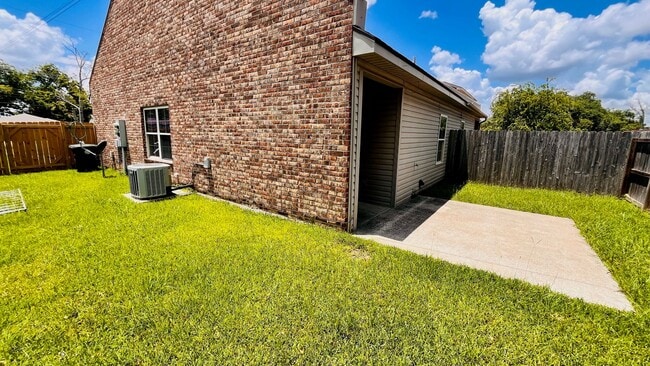 Building Photo - 2709 Enterprise Blvd