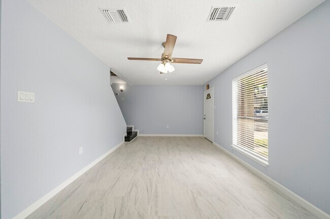 Building Photo - 6910 Paso Del Sol Dr