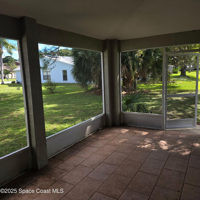 Building Photo - 7747 Greenboro Dr