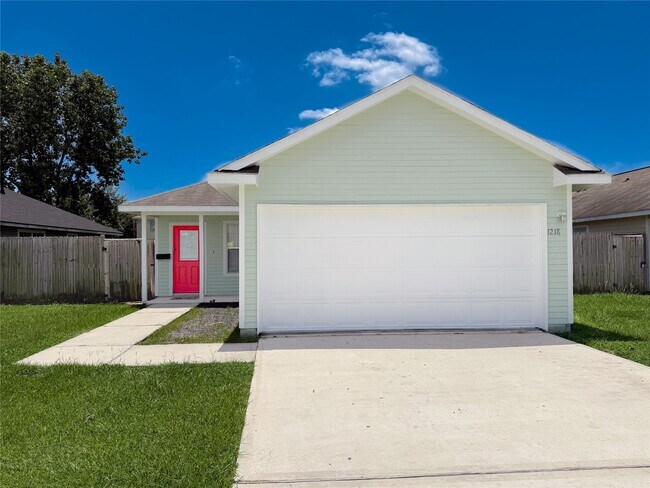 Primary Photo - 1218 Goodnight Trail