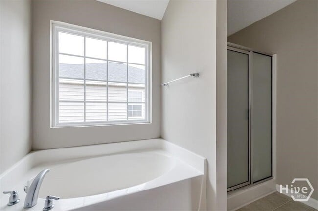 Building Photo - 62 Peregrine Cir