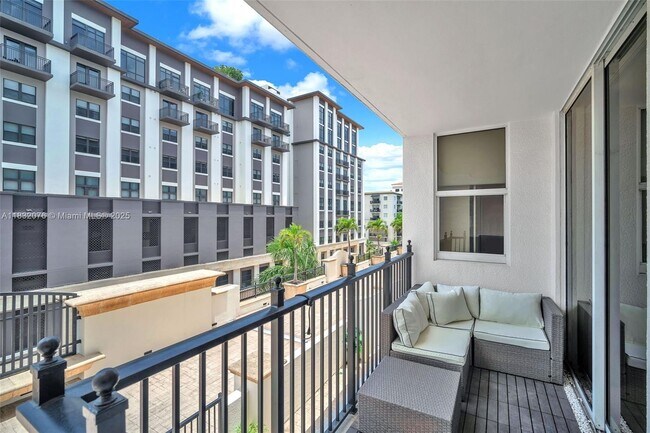 Building Photo - 4100 Salzedo St