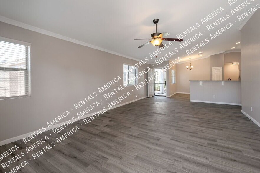 Building Photo - 2739 W Kristina Ave