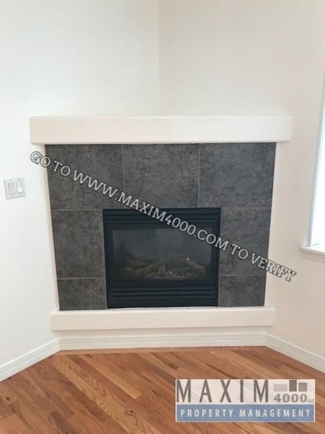 Building Photo - 565 1/2 GARDEN GROVE COURT - 2BED/2BATH