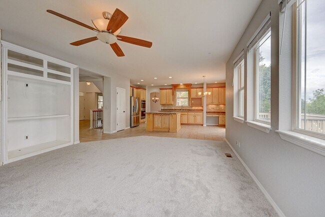 Building Photo - 5 bedroom, 4 1/2 bath, with 3 car garage in Cherry Creek School District